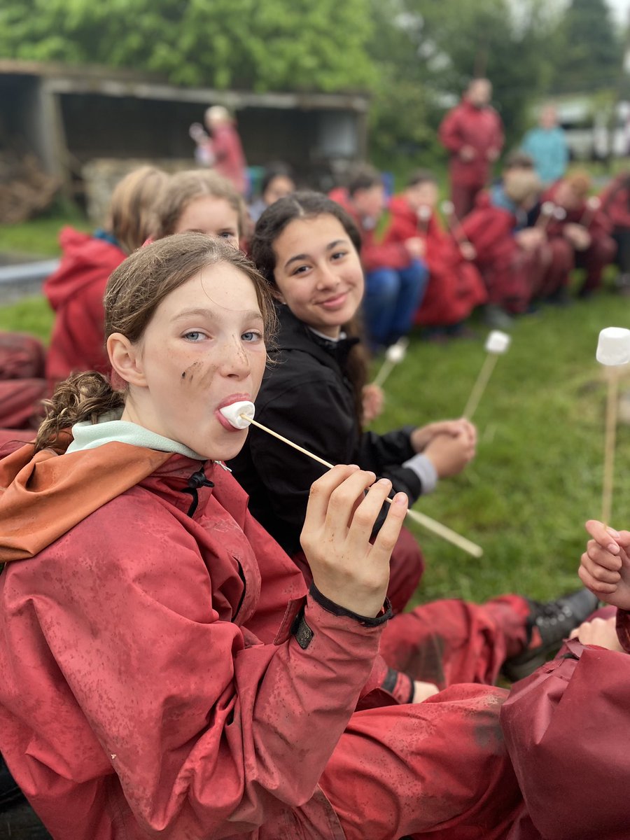 stjohnsmiddle's tweet photo. Final evening in Arete, spent around the campfire with marshmallows! https://t.co/i4BhWwj0uD