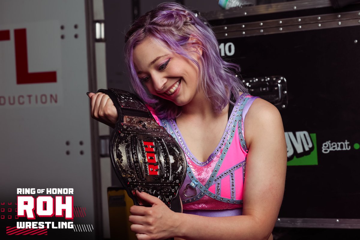 thepeachy16's tweet photo. #TotalChampThursday Awesome Incredible Lovely @BillieStarkz #WatchROH https://t.co/6ShKMhYnqi