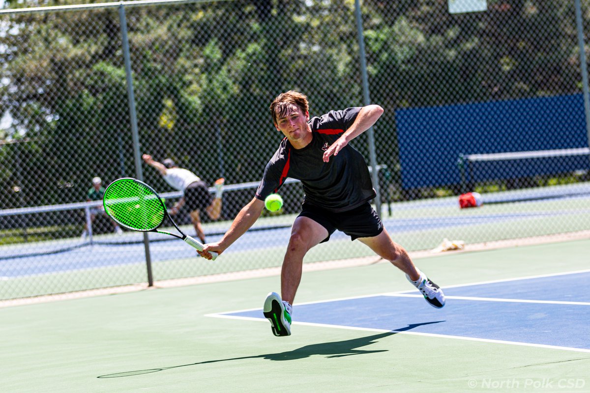 The Moon brothers shine at the state tournament and are officially your 1A State Doubles Champions! They become the first boys tennis champion in North Polk history.

We’d also like to recognize Landon Murch who placed 4th in the singles bracket.

Congratulations!
#GoComets