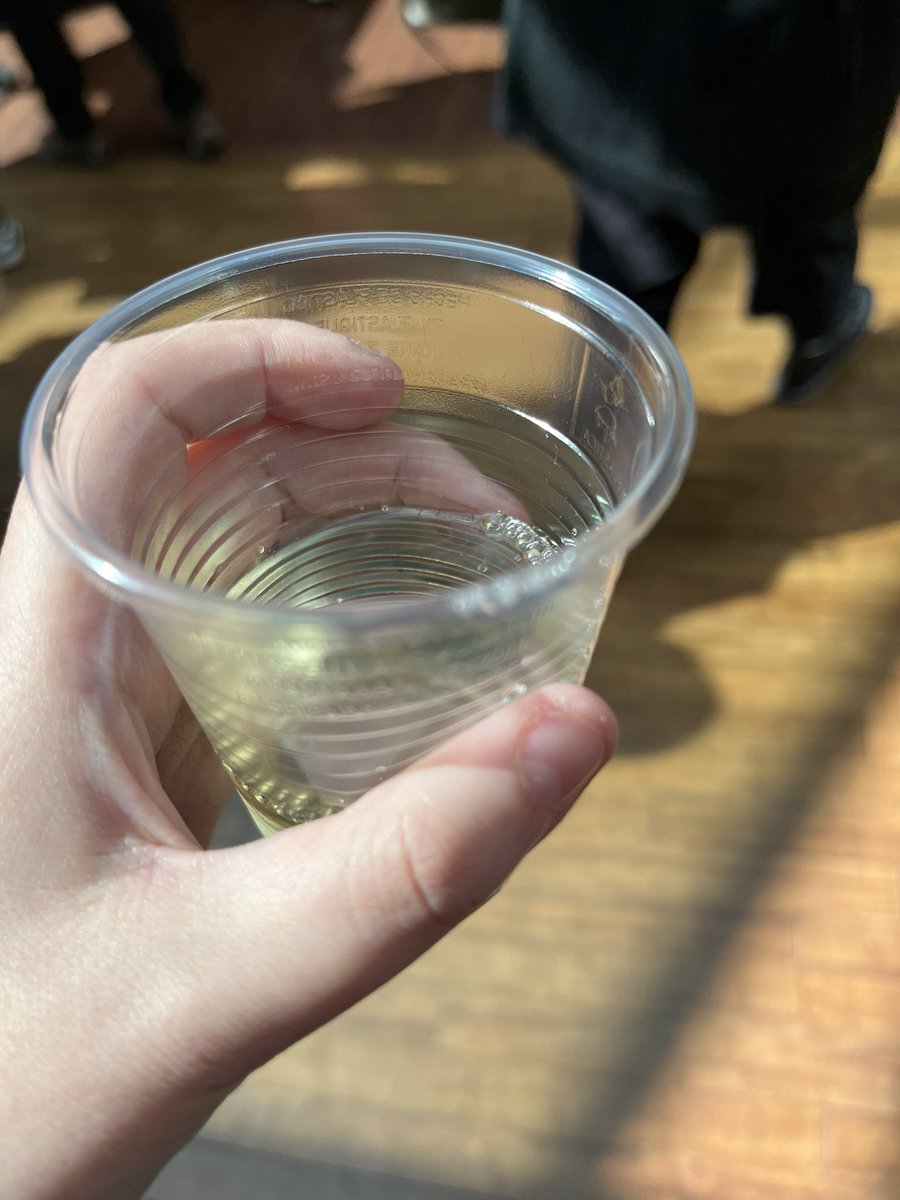 Rosierooroo_87's tweet image. #3positives for feeling exhausted 😴 
1. Got an unexpected well done for #hackneymoves from senior member of staff.
2. Nice to go to staff social snacks and drinks available 🍷 
3. Looking forward to the half term break some well needed battery recharging