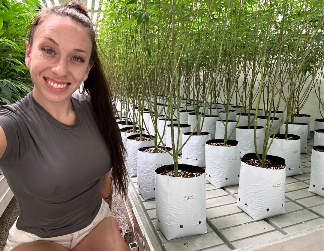 rikki_LA_'s tweet photo. Good vibes in the garden 💚

https://t.co/g1hRzAjOd5 https://t.co/iNyH8XmVVx