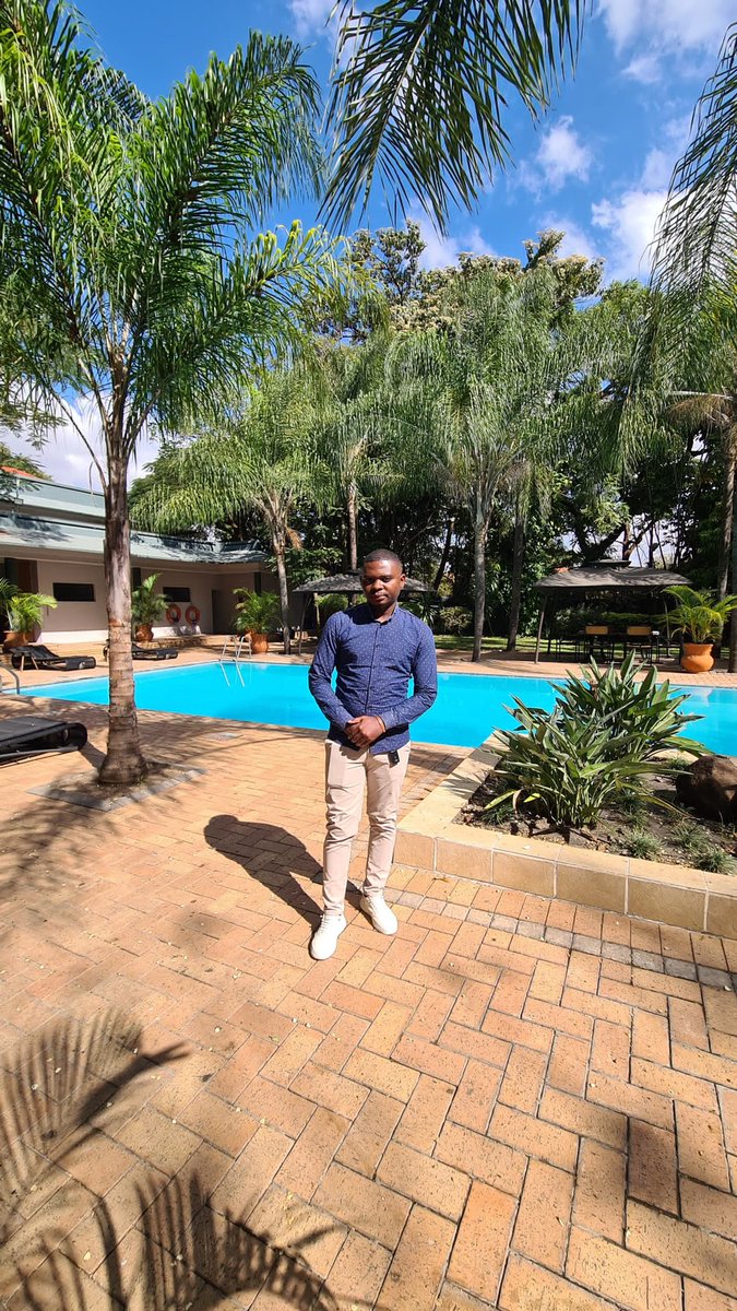 frank_bunda's tweet photo. Ifwe tuli ku other side kanshi kunuma they are launching tuma Brothers Mixers 😂😂 https://t.co/c3B11Hs1aA