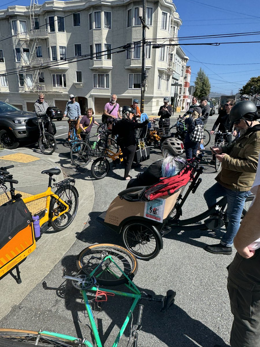 Page Slow Street tweet media