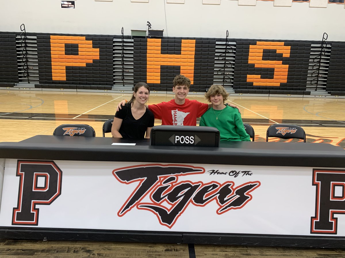 Track &amp; Field Letter of Intent Signings today at PHS!
Congratulations to Carter Ronning, who will attend Hamline University in the fall!  🐯🏃 <a href="/ISD477/">ISD #477</a> <a href="/UnionTimesSport/">Union-Times Sports</a> <a href="/PHS_studsection/">The Jungle™</a> <a href="/PrincetonHS/">Princeton HS 477</a>