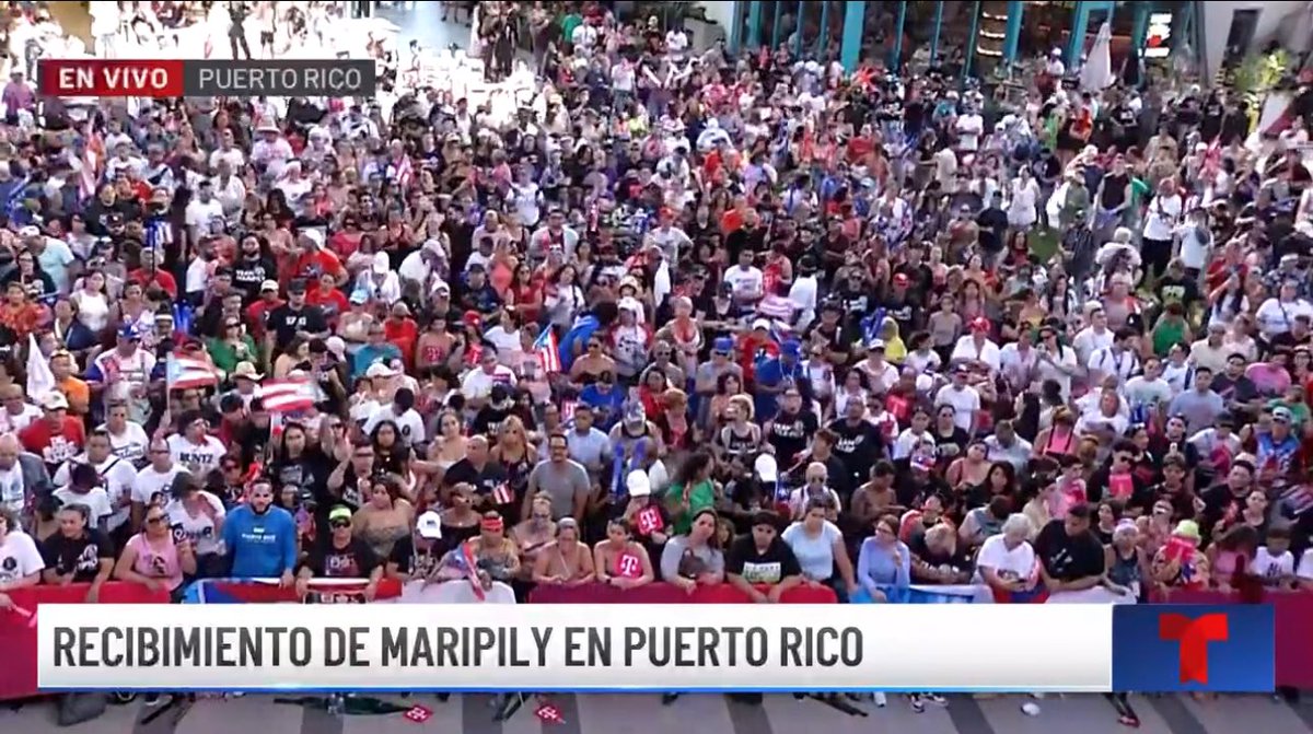 JesusGonzalezTV's tweet photo. Las imágenes que llegan desde Puerto Rico del recibimiento a Maripily son sencillamente HISTÓRICAS… y no es una palabra retórica, en realidad lo es. https://t.co/fAJHoSVq6O