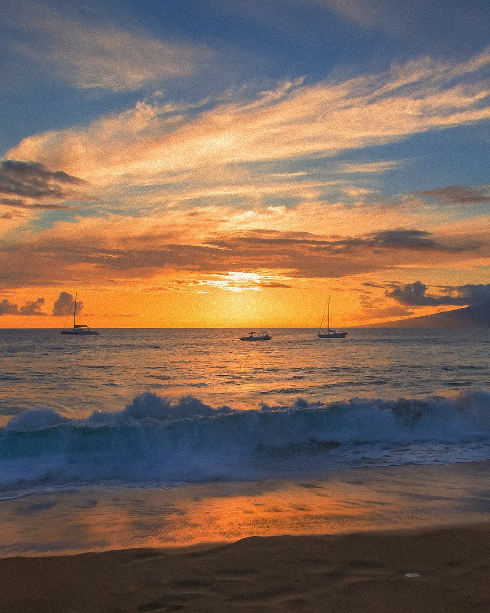 👋 Checking in from the #1 beach in the US 📍Ka'anapali Beach tripadv.sr/4bOGCOG