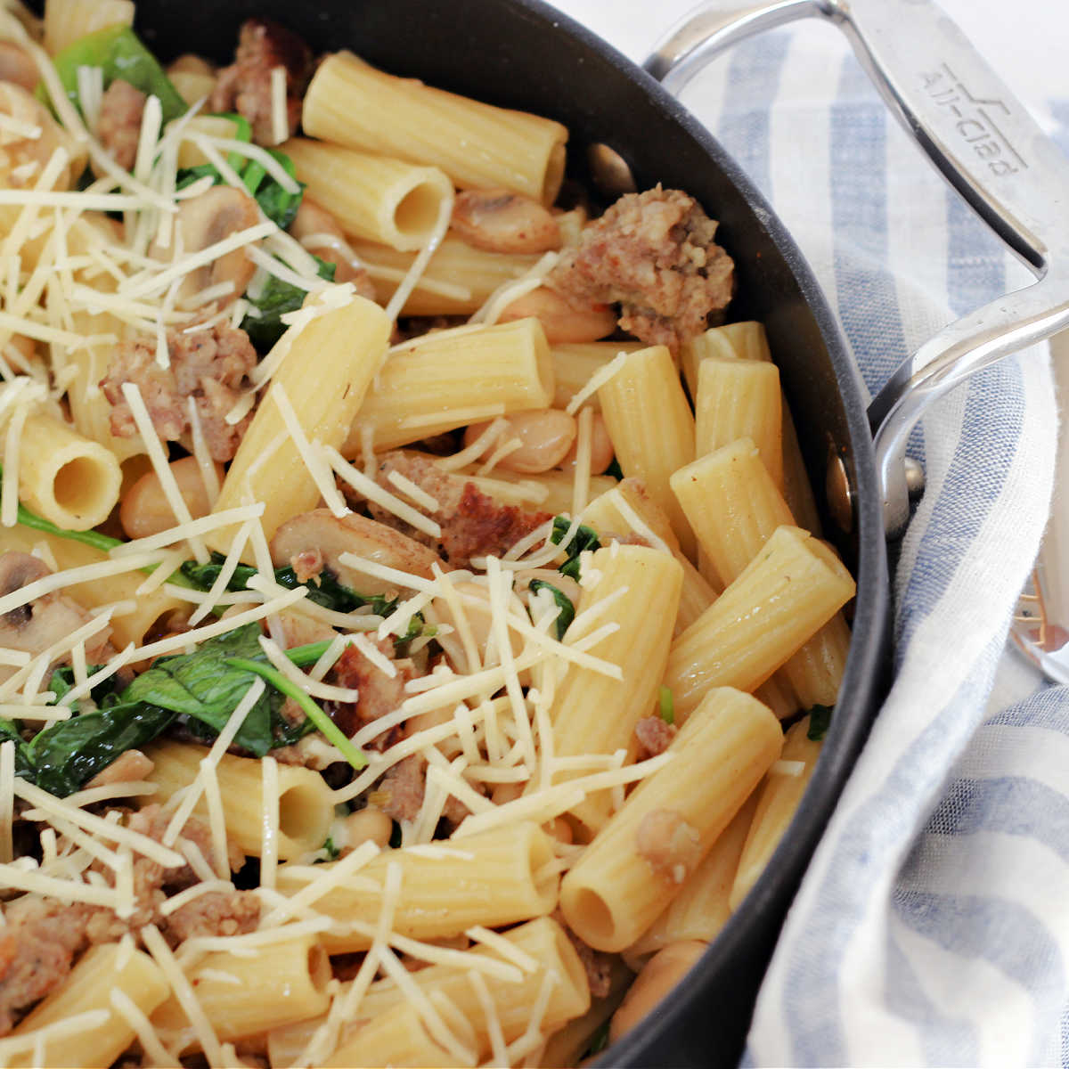 Renee Paj tweet media