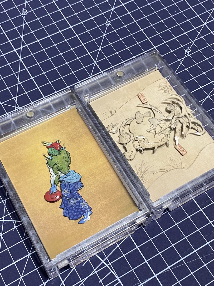 yy6716465's tweet photo. 今回はシス=魔=シャルの絵画verをシャドーボックスにしました！3体のクリーチャーのバランスを奥行きを意��しながら作りました！シャドーボックス楽しい！
#デュエル・マスターズ
#シャドーボックス 
#アビスロイヤル https://t.co/Rq0cwLGXfT