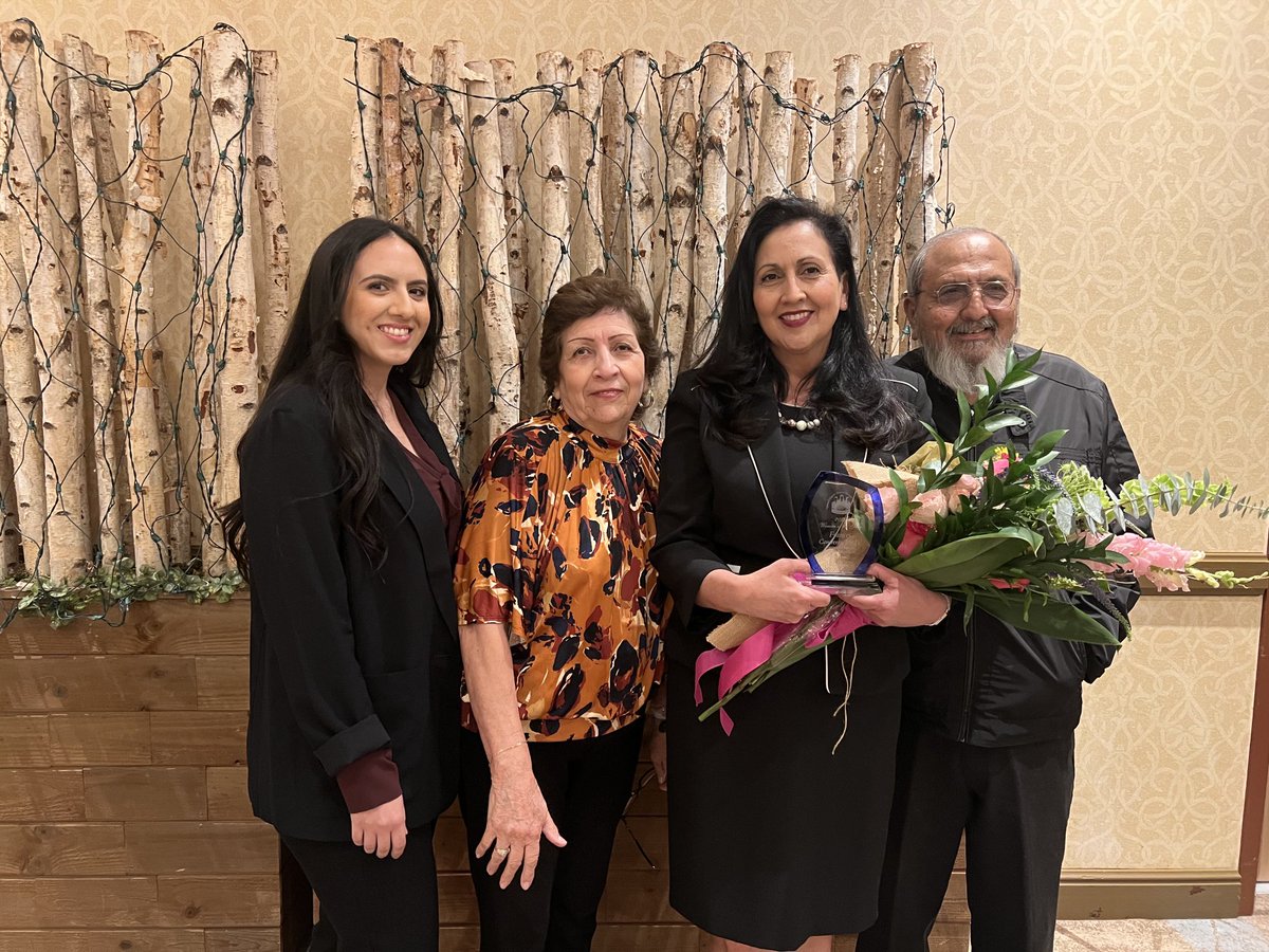 DrFContreras's tweet photo. Thank you to the National Hispanic Business Women’s Association for being honored as Woman of the Year! Grateful to share this moment with my parents and niece Alyssa Contreras! https://t.co/xmuMjbNnS5