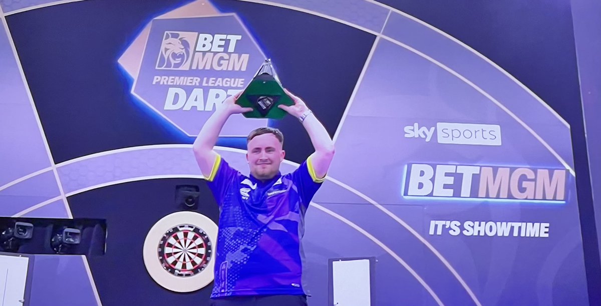 GriffoMedia's tweet photo. Congratulations to Luke Littler who is Darts Premier League Champion at 17! WOW 😳 #pdcdart #lukelittler #darts
#premierleague #skydarts https://t.co/g4Dqn2rE9v