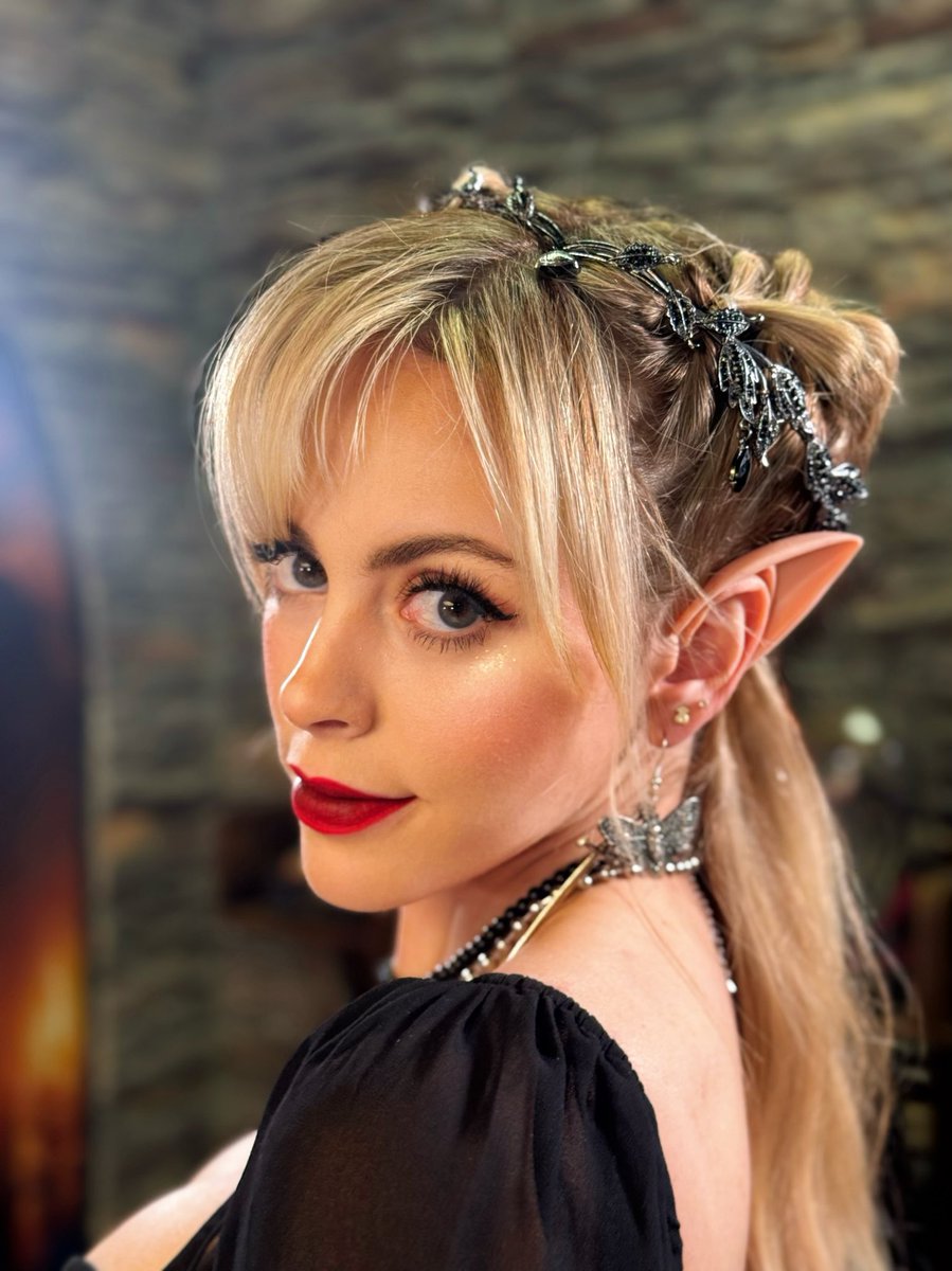 Nadyasonika's tweet photo. Nadya Dark Elf para #Condado20 DnD 🧝♀️ https://t.co/oV4TueLjT1