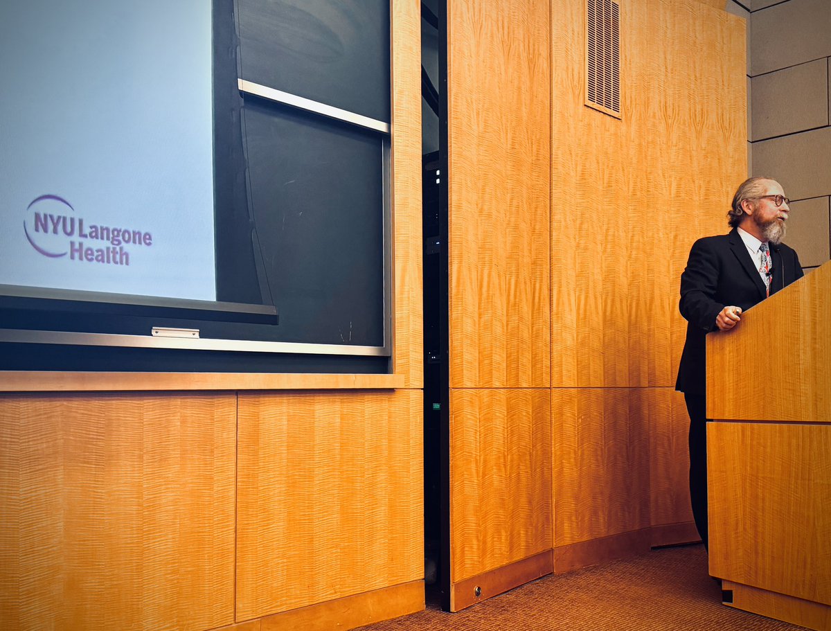 our fantastic day-long Pathology 
Retreat concluded by an incredible
talk by Dr. Robert Montgomery who
is the Chair of NYU Langone Surgery. 

“Xenotransplantation; 
Past, Present, and Future”

#pathtwitter #medtwitter 
#transplantsurgery