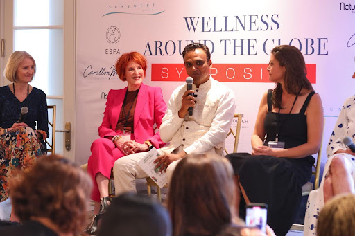 bijabennett's tweet photo. Panel discussion at @OrganicSpaMag on "The Science of Self-Care" was amazing! We all agreed - self-care is more than trends &amp; needs a whole-body approach! Let's ditch the fragmentation &amp; create a self-care revolution. #OrganicSpa24 #SelfCare #Wellness https://t.co/lklMOoGRie