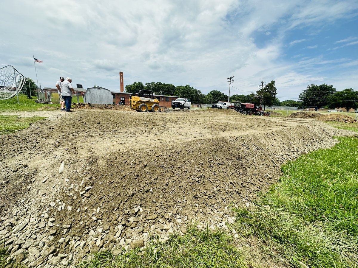 Little grading work @mhs_panthers_fb … MHS football upgrading for the new year .