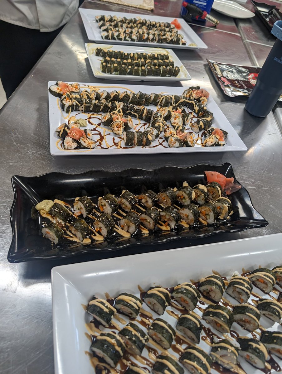 The_ChefX's tweet photo. Just like that we wrap up another semester in #NHSCulinary with our last lab, Sushi! Students enjoyed mastering 1 final skill. #OneChatham https://t.co/mTvXkfv1gh