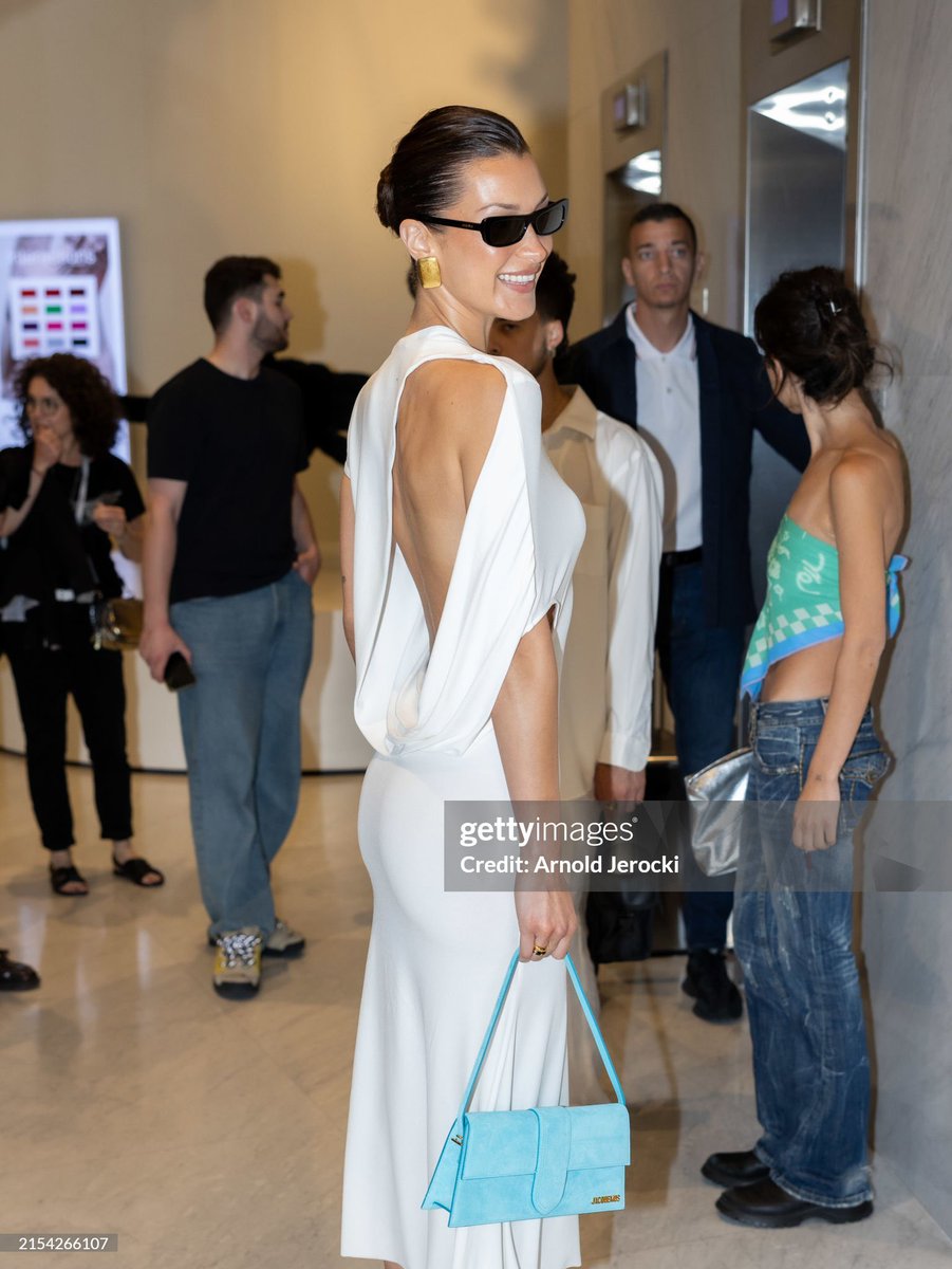 Hadid News tweet media