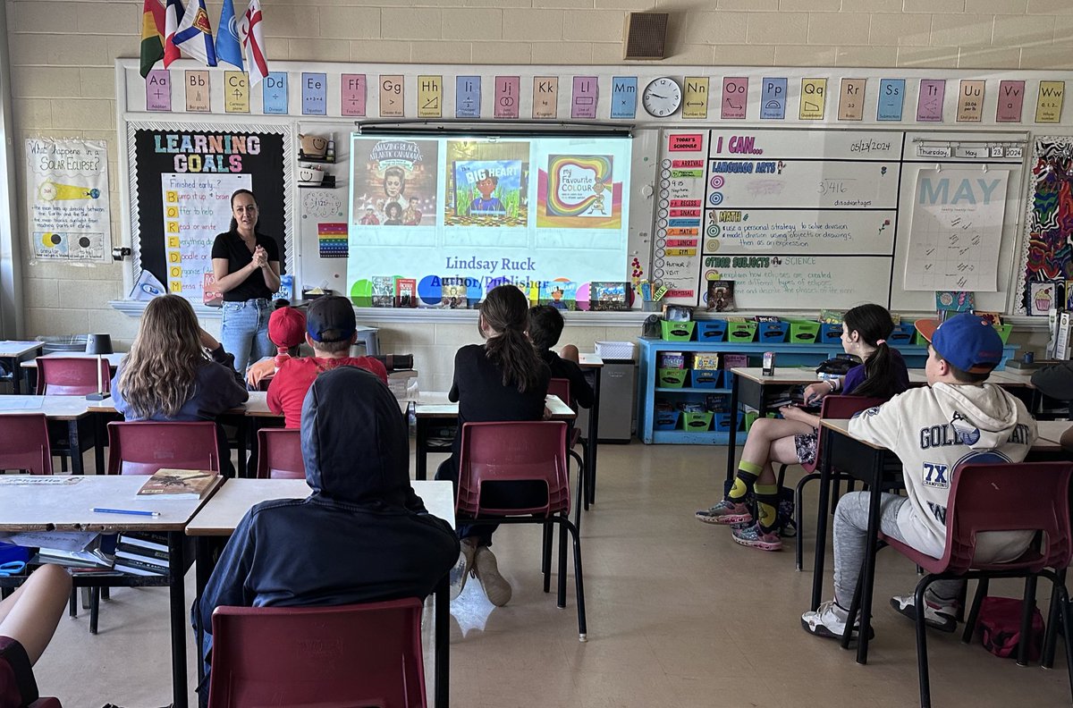 Mrs. Lloyd (she/her) tweet media