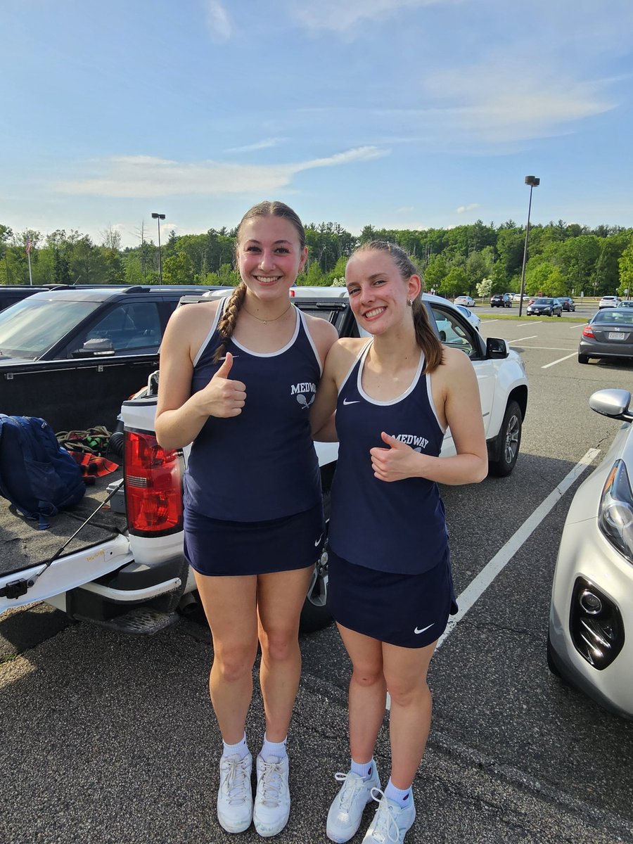1st and 2nd singles both end the regular season with 15 individual victories out of 18 matches!  Great job Katie and Anna.