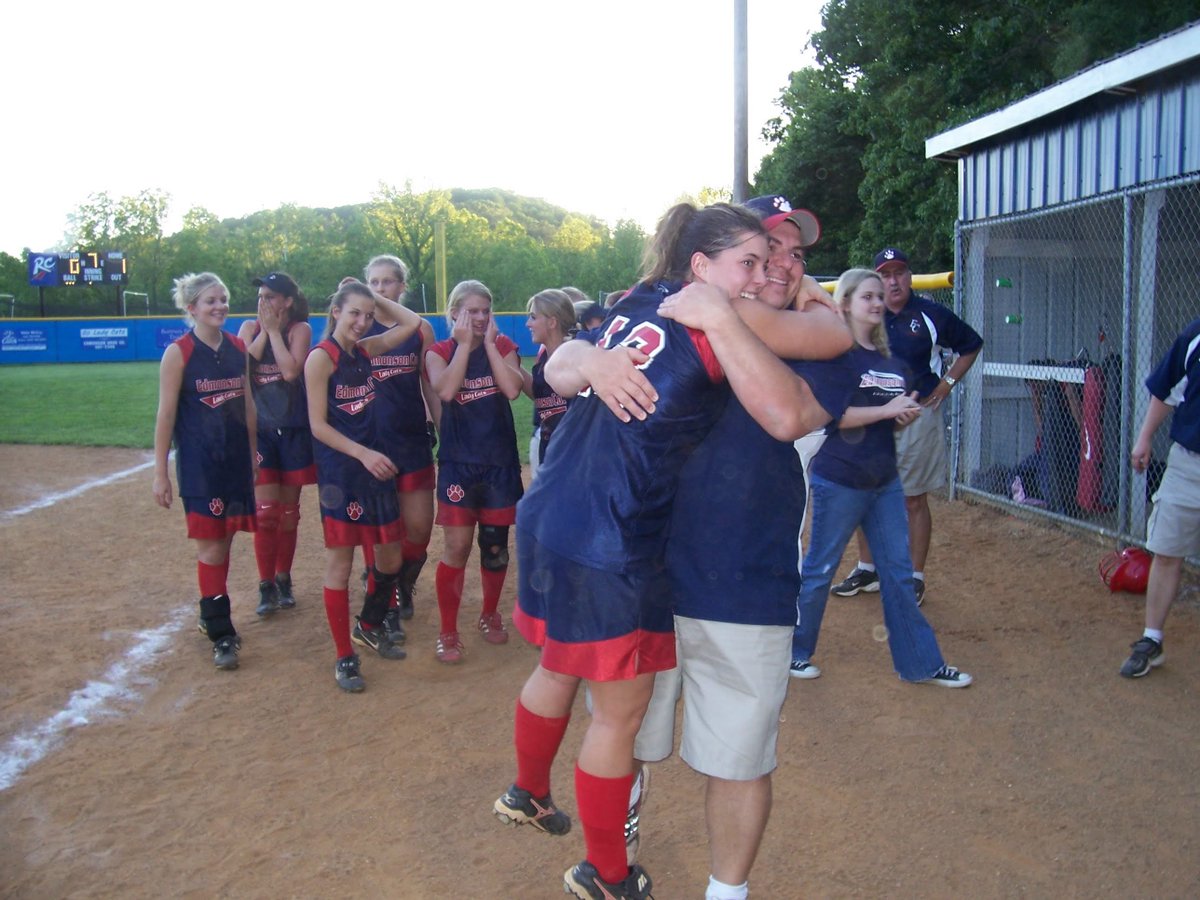 ECHSLadyCatSB's tweet photo. #OTD in 2006, the Lady Cats took down Grayson County in the 12th District Championship, 1-0.  It was the first District Championship for the Lady Cats in the fast pitch era.  The 2006 team would go on to finish the season with 26 wins and 9 losses. https://t.co/RYDROOT0j7