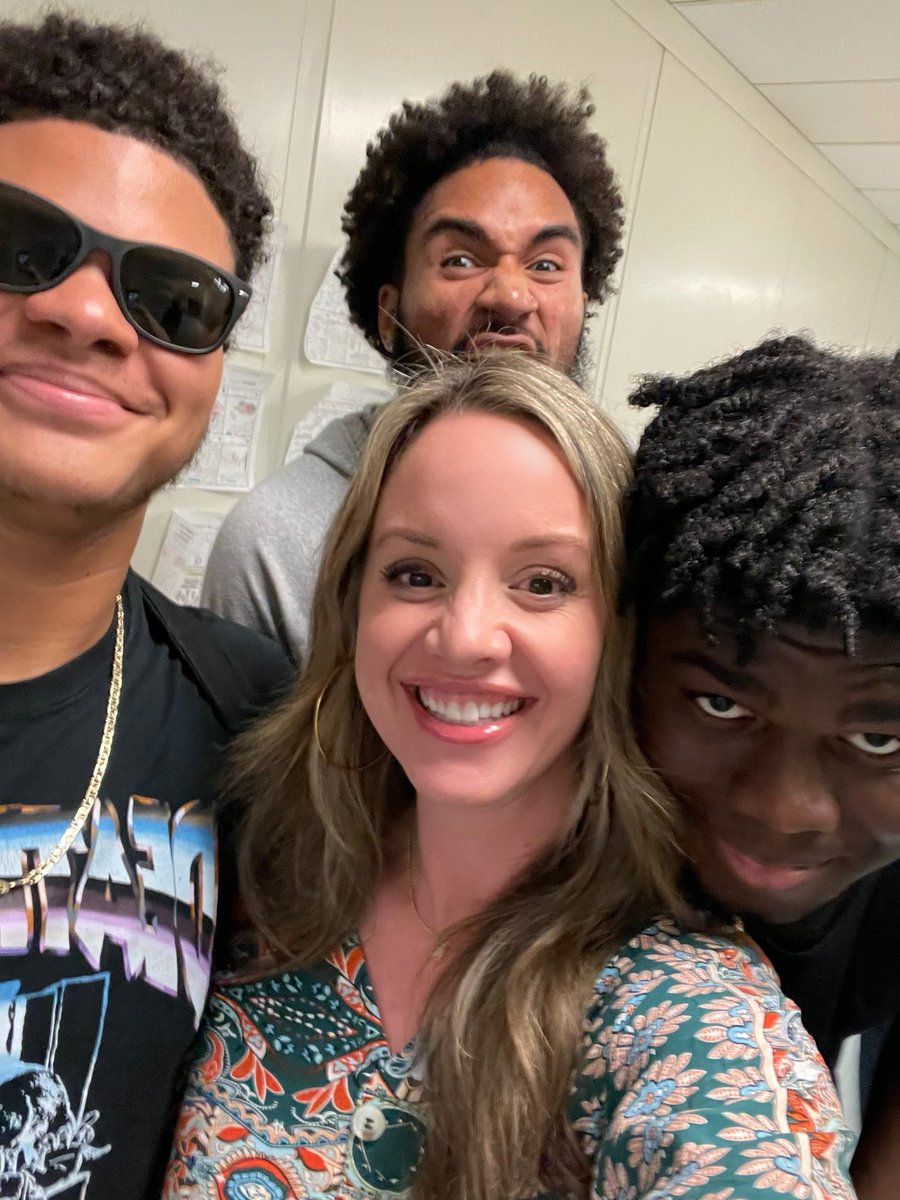 TeachMrsF's tweet photo. First HS kids in person. Some in 10th, some in 11th &amp; some in both. Lucky they still come to see me most days. They are a special group. I’ll miss them messing with me &amp; other things to annoy me on purpose. (we are consistent in the pictures we take) @OldMillHSAACPS  #classof2024 https://t.co/E8BYAWAJYN