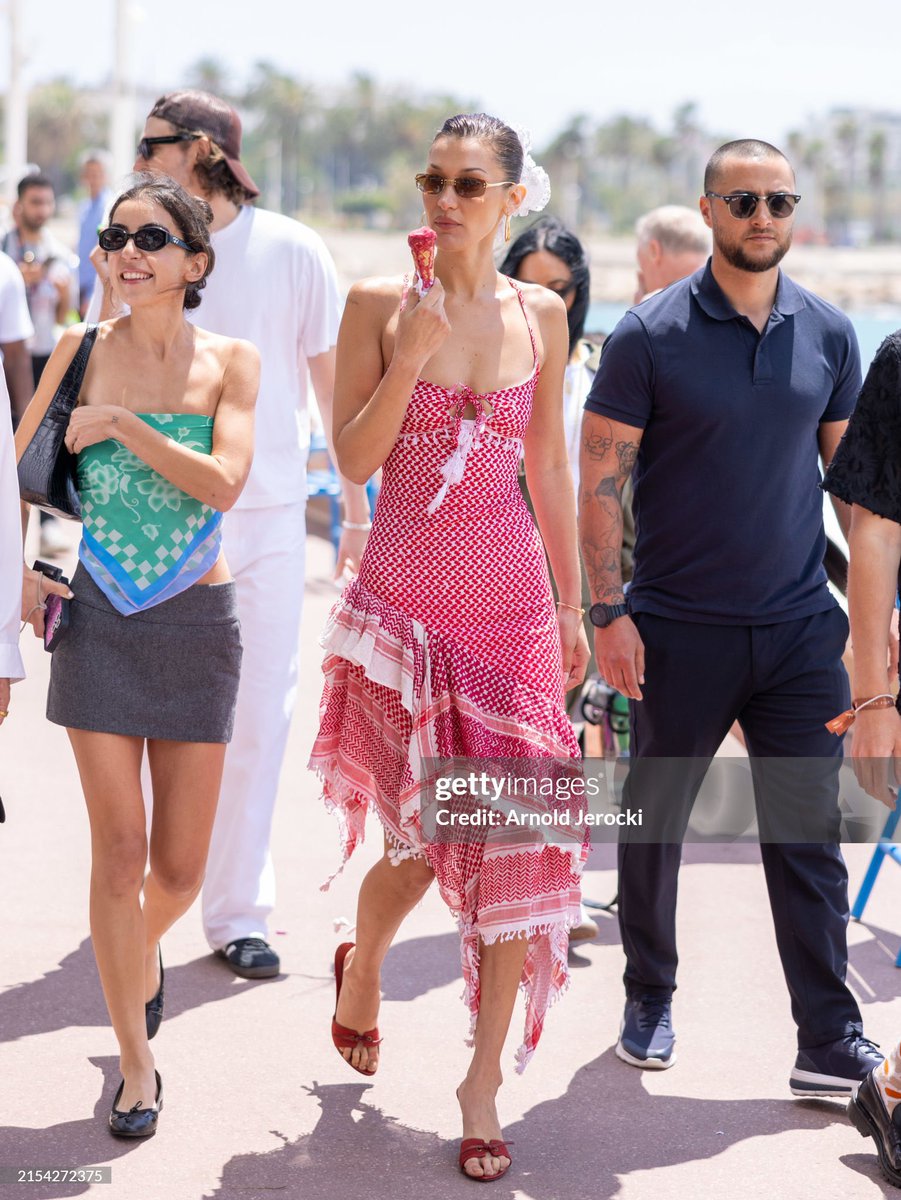 Hadid News tweet media
