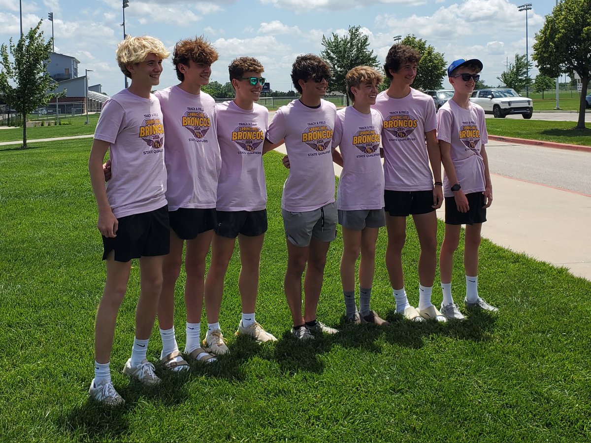 updateDYL's tweet photo. Off to State! https://t.co/kbZOnWZhYz
