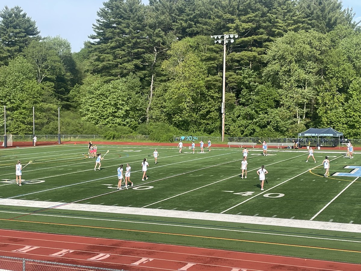 Medfield Girls Lacrosse hosting Hopkinton today 5:30. Weather turned out awesome! @MedfieldAD @MedfieldHS @MedGlax