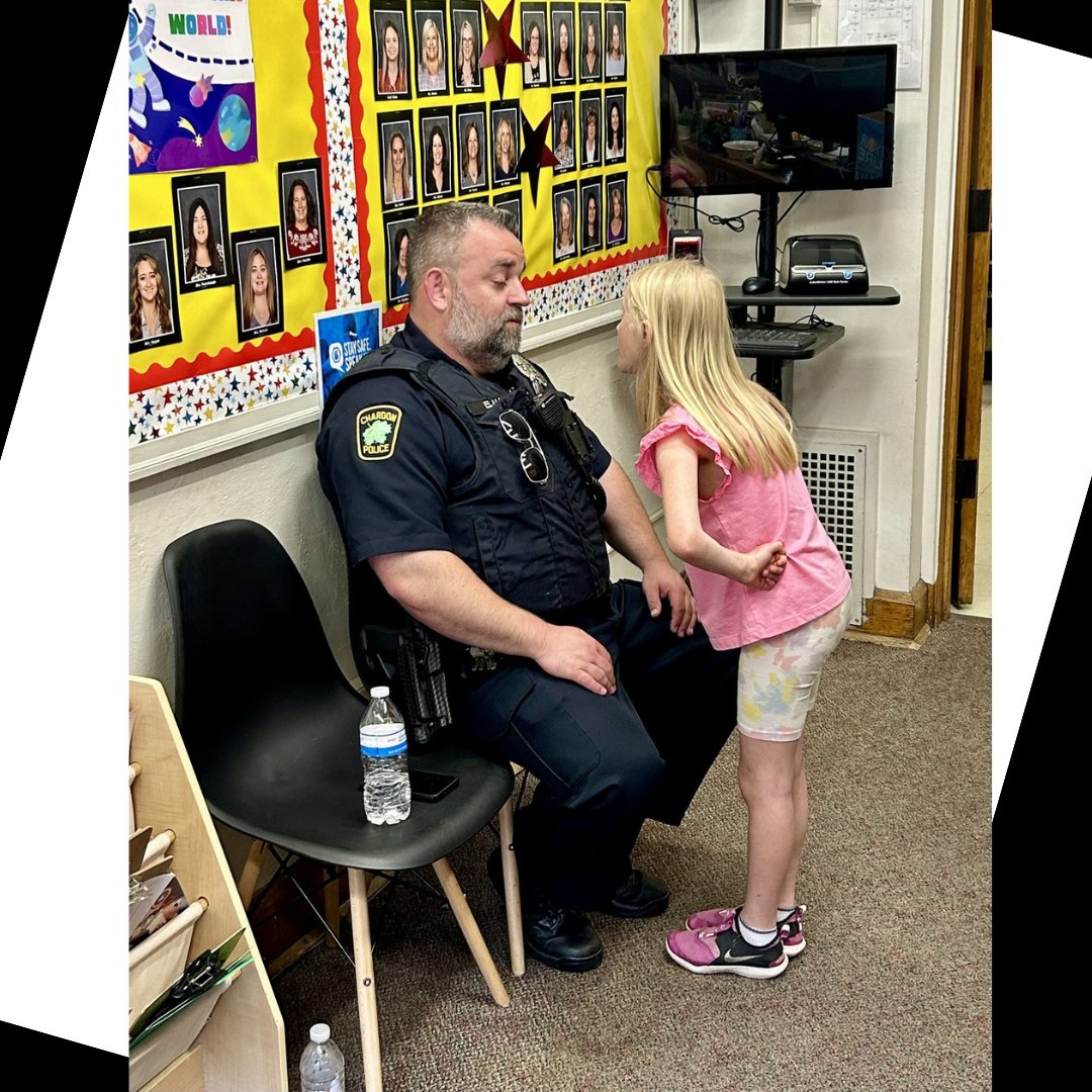 ChardonSchools's tweet photo. Everything OK with your report card, Officer Elam?
️We ❤️ our A+ SRO &amp; the connections he builds with students! #WeAreChardon https://t.co/hF07ez8ZFX