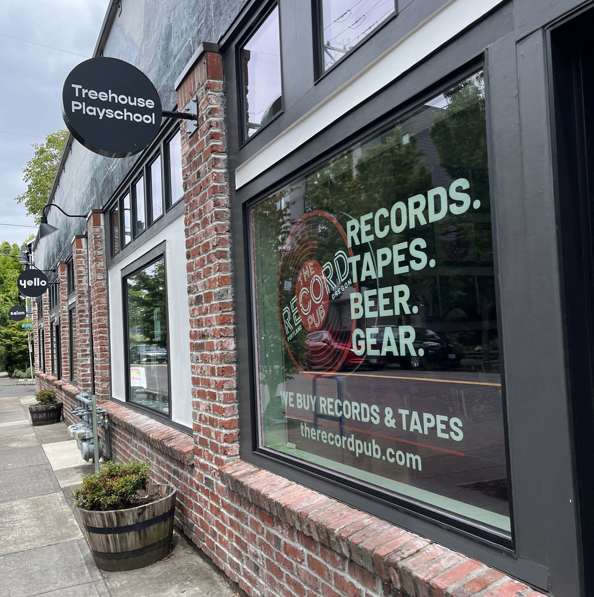 rikafiorentina's tweet photo. Portland観光中🍺
#PortlandRocks https://t.co/k5jvowqqme