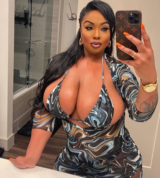 Taking bookings in NYC May 25th - May 27th email missbenton26@gmail.com for serious inquiries 💋💋💋 #newyork<a href="/tag/newyork"class="tags"><span>#newyork</span></a><a href="/tag/manhattan"class="tags"><span>#manhattan</span></a>