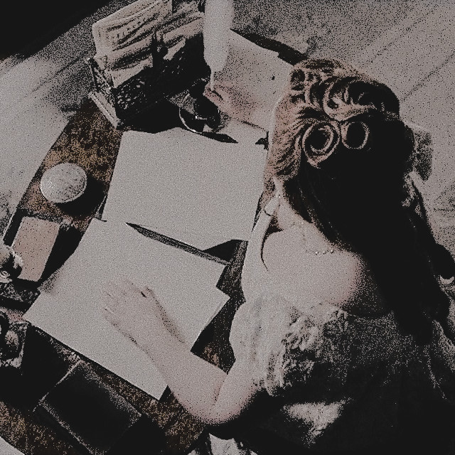 𝑳𝒂𝒅𝒚 𝑾𝒉𝒊𝒔𝒕𝒍𝒆𝒅𝒐𝒘𝒏 tweet media