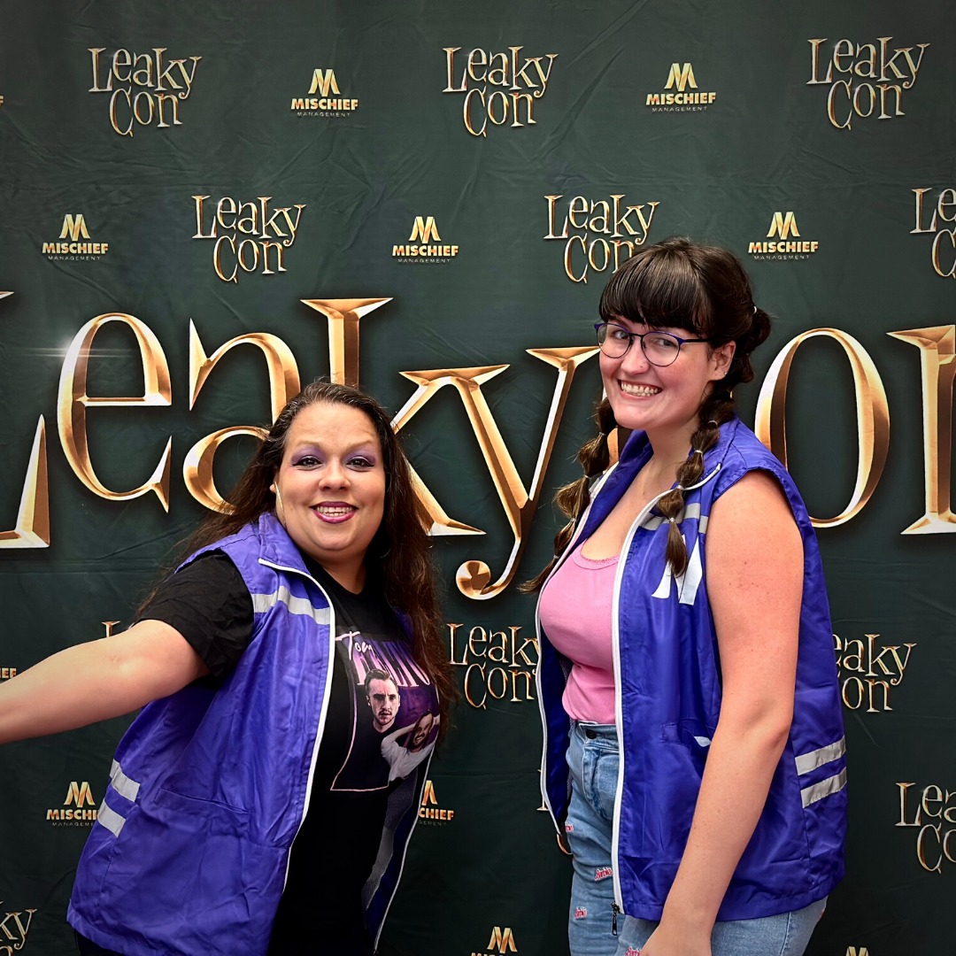 LeakyCon takes some crafty spell work, and we're looking for enthusiastic, hard-working magic makers to help us out! Volunteers who work 6 hours also redeem 1 complimentary day pass!

For details and to apply, visit leakycon.com/volunteer