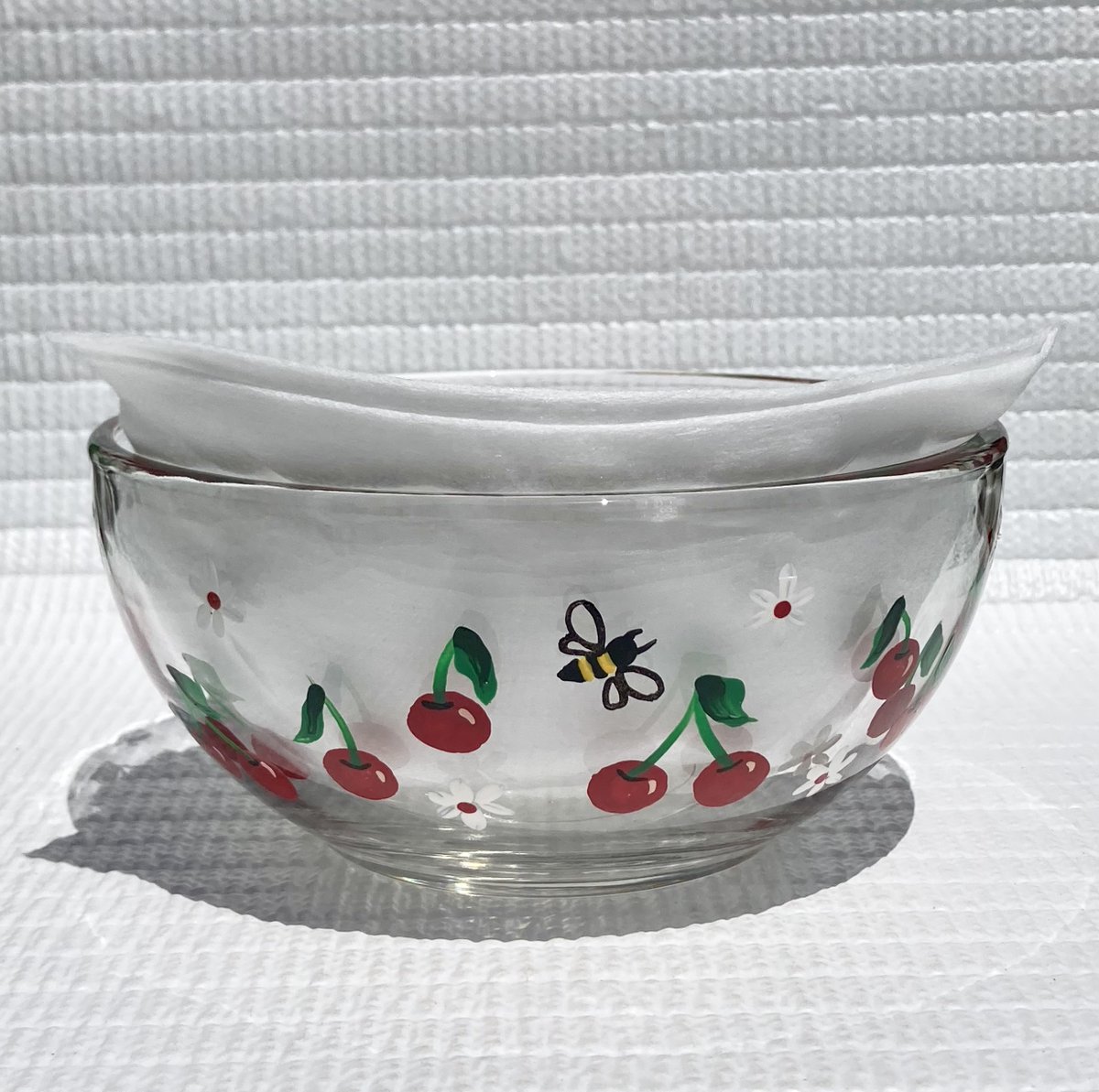 Check this out etsy.com/listing/173204… #candydish #cherrybowl #housewarminggift #SMILEtt23 #CraftBizParty #etsygifts #etsyshop