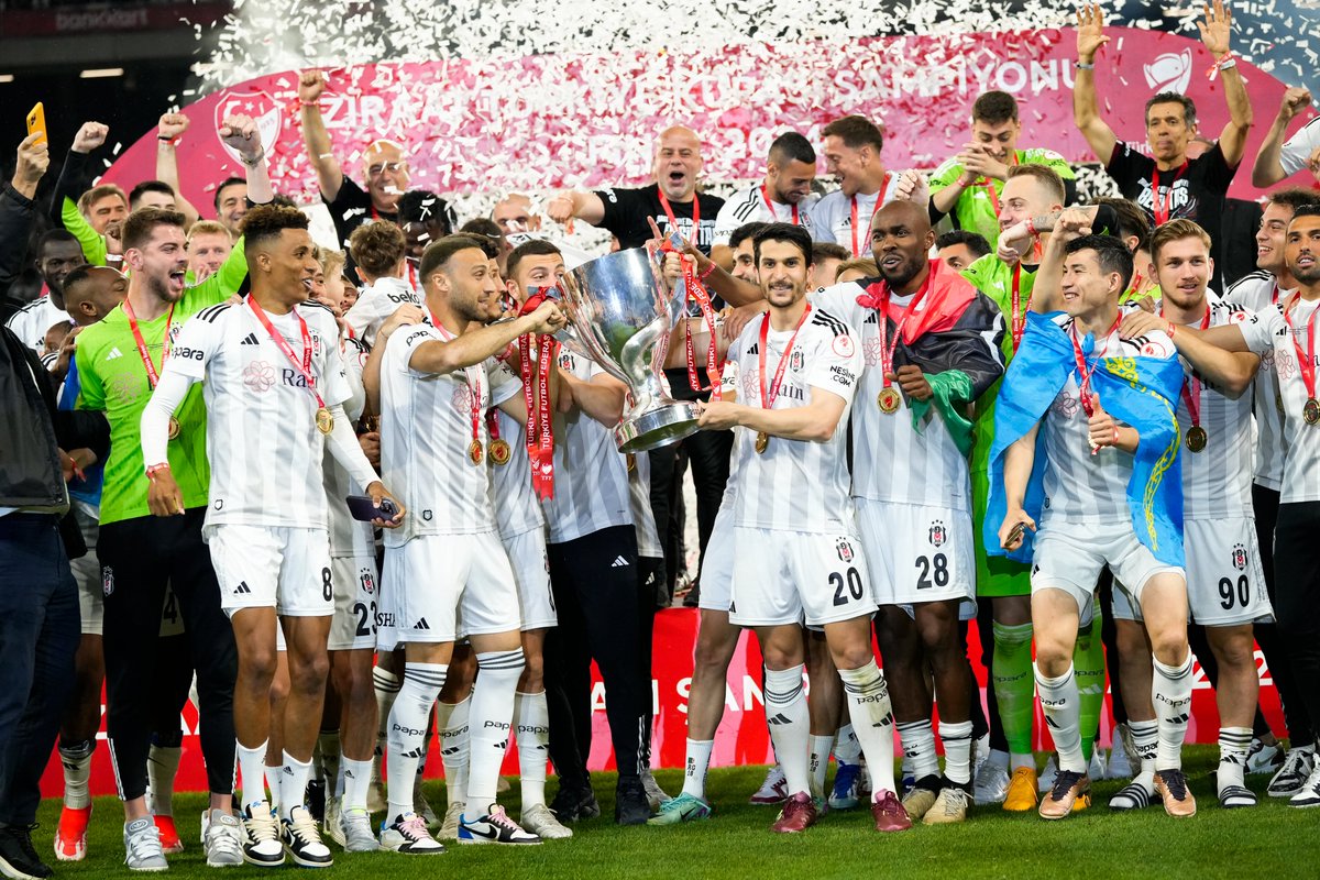 📸

#ŞAMP11YON 🏆