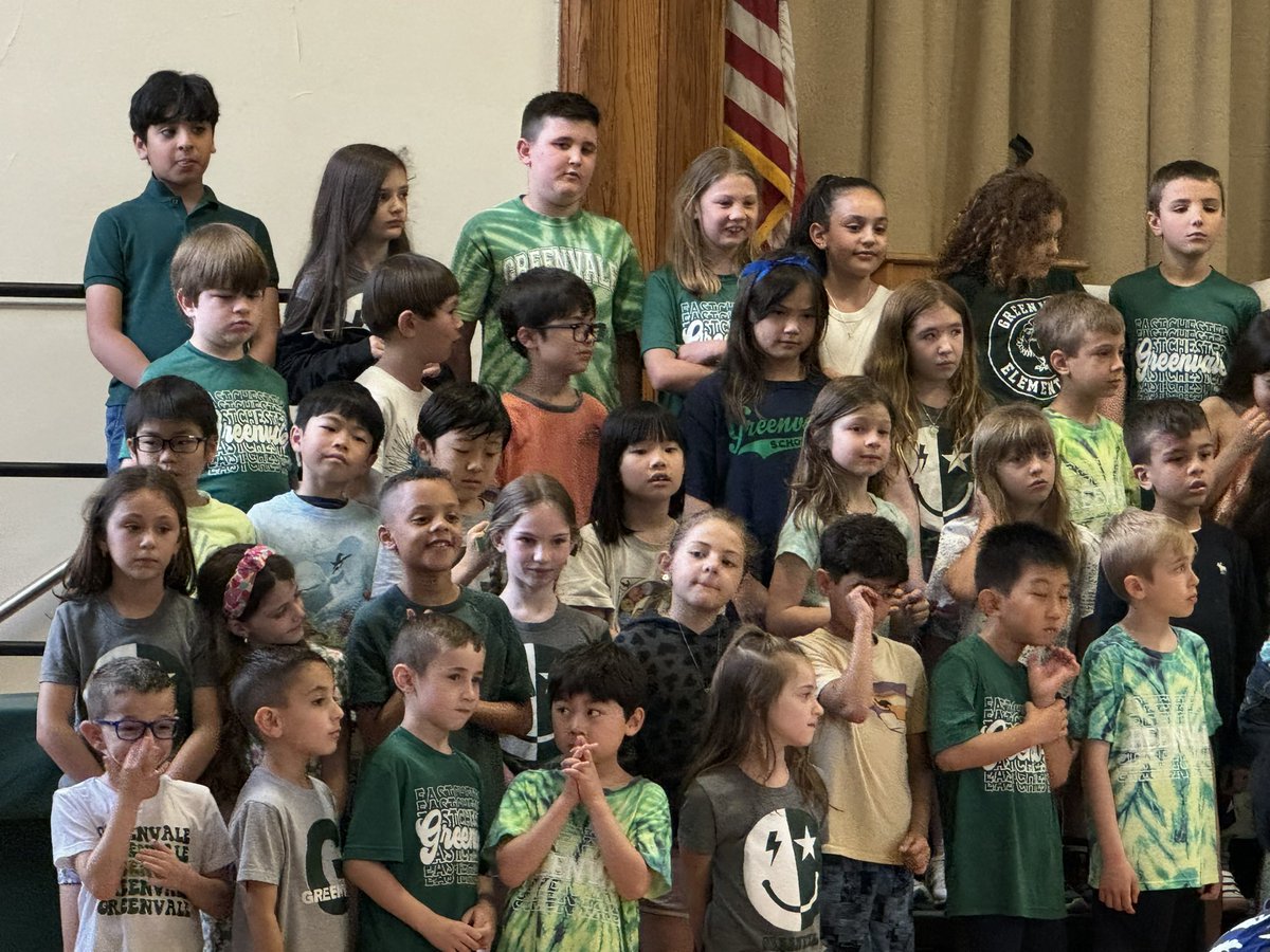 greenvale_ap's tweet photo. 2nd grade concert https://t.co/uI8mUnOuWA