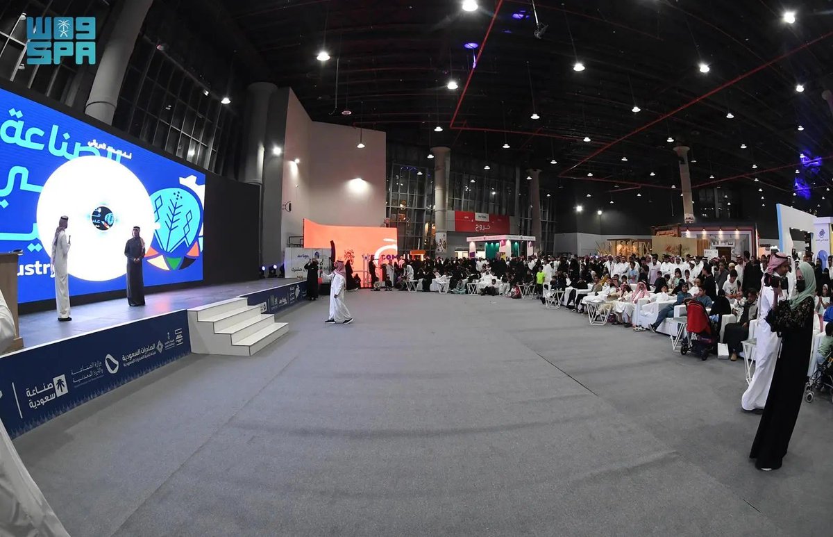 SPAeconomic's tweet photo. اختتام معرض "الصناعة في عسير".
https://t.co/SfEx7Cf0R6
#واس_اقتصادي https://t.co/jvsUAymCLT