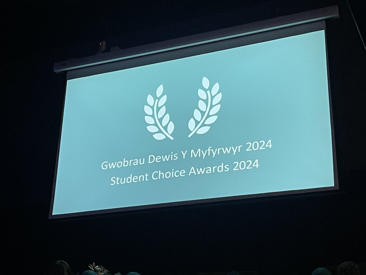 USW student choice awards, I am excited to be here with our lecturer Rezbi Duffield (up for best lecturer) and apprentice officers from Gloucestershire, Ben Turk and Sam Corder who are both finalists in apprentice awards!