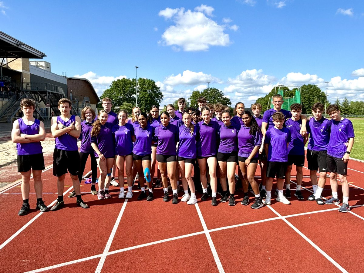 Oriel_PE's tweet photo. Well done to our athletes who competed at the North Sussex District Year 9 & 10 athletics event at K2 this afternoon. #Athletics #Athletes #MixedEvent #OrielPE 💜🏃🏽♀️➡️💯😁🔥👏🏽 https://t.co/wiUHqFhj5g
