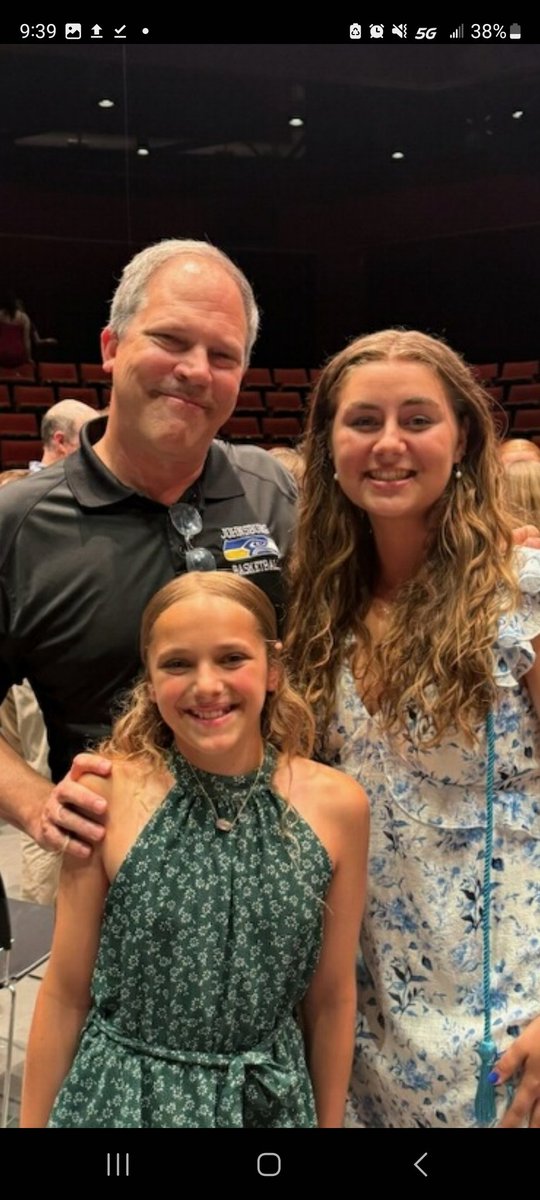 CoachTous's tweet photo. Congrats to this year's Lil' Dribblers Scholarship winner, @KiaraWelch8.  This Lil' Dribbler's Coach will go on to do GREAT things!  Thank you to Isabella, one of Kiara's Lil Dribblers for presenting her scholarship! https://t.co/TUp0i5yU85