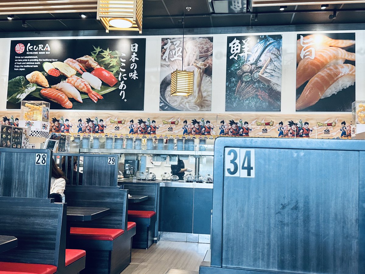 apm239's tweet photo. Chicago II: We made sure to stop by some of our usual staples in the area - Mitsuwa Marketplace, Kinokuniya Books, and Kura Sushi! https://t.co/2rqsDESTM8