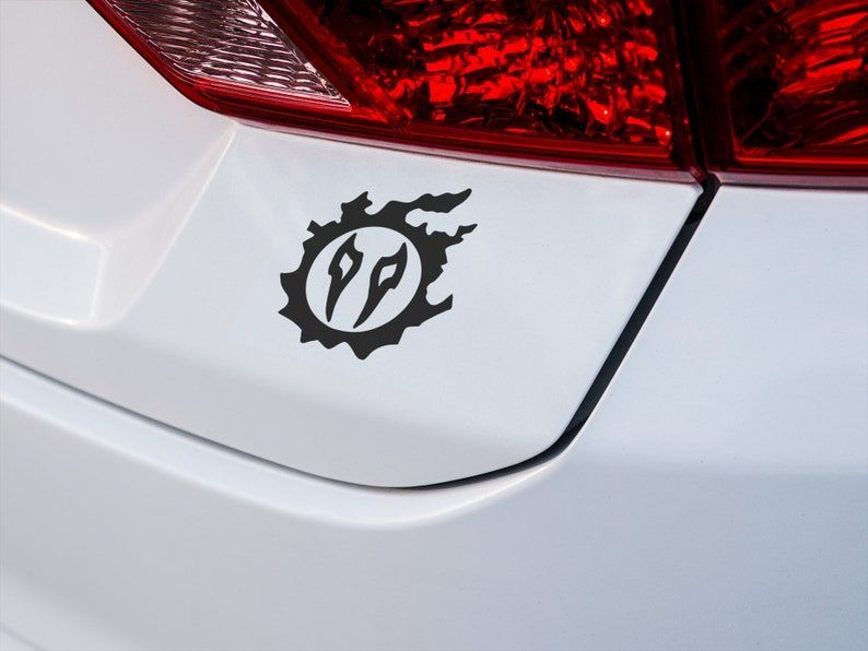 giftpocalypse's tweet photo. https://t.co/eegYjHHpJZ FFXIV Viper Meteor Job Icon Vinyl decal for laptop, car, window, mirror, bumper, mug, water bottle, or more! FF14 Final Fantasy 14 #dawntrail #viper #ffxiv https://t.co/09KqGYKY9y