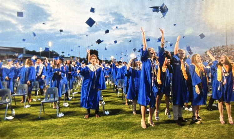 SpartanburgD5's tweet image. And just like that, they're graduates! 🎓 Congratulations Byrnes High School Class of 2024! 💙 Your future is waiting! 🌟 #OnceARebel #AlwaysARebel