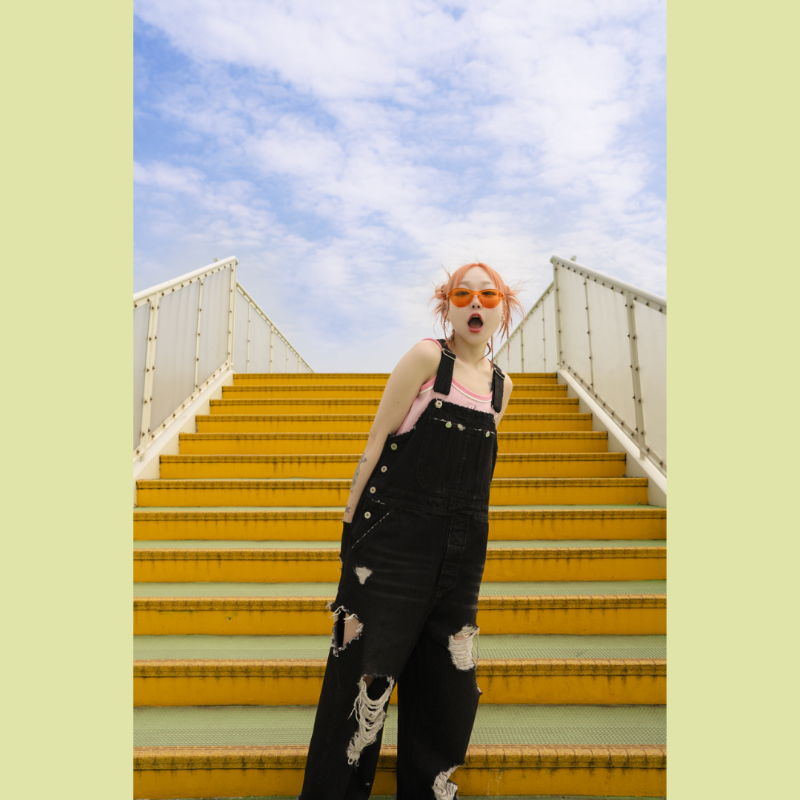 _candystripper_'s tweet photo. 💙CANDY STORE💙

#CandyStrirper WEB MAGAZINE 6月号が公開！
#AYAMO さん が着こなすCandyの夏服♡

「Chasing the Sunshine」

ほどよいユルさとヌケ感が真似しやすい
キャッチーで目を引くMIXスタイルに注目!!

▼詳しくはコチラ