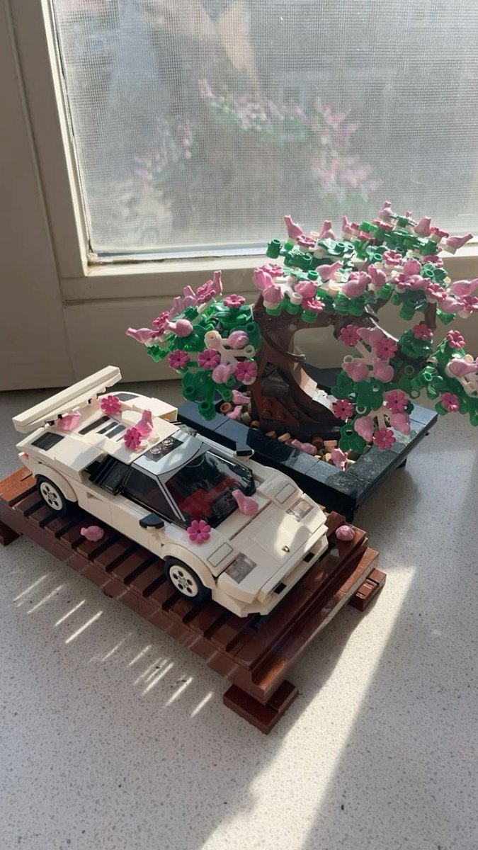 Lego Bonsai Tree x Lamborghini Countach.