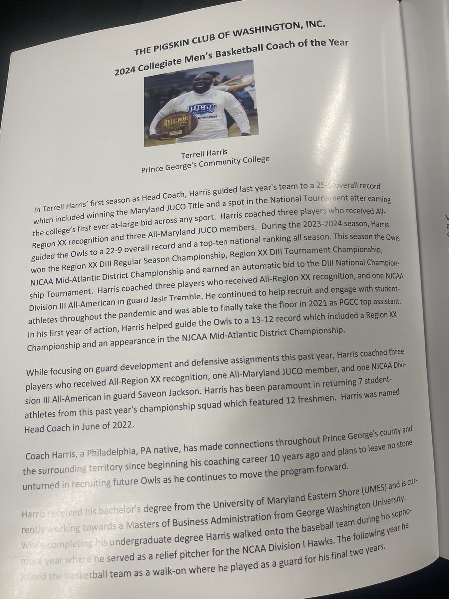 CoachT_Harris's tweet image. Honored to be named The DMV Collegiate Coach of the Year by The Pigskin Club of Washington, Inc. this wouldn’t be possible without our amazing student athletes, assistant coaches and athletic department staff!!
🦉🏀
#OwlsBasketball #WhyNotPGCC #LargoRoadHoops #TheyNotLikeUs