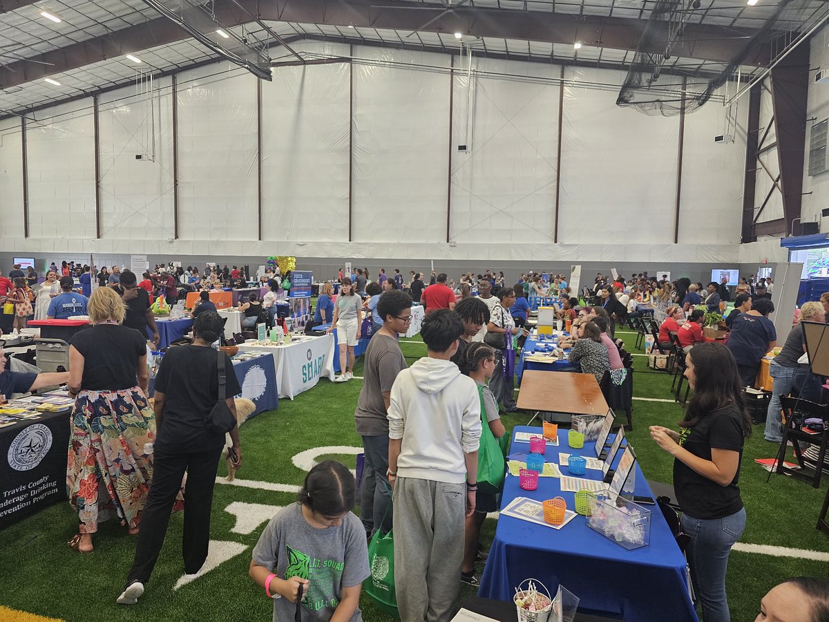 MarlenGlz53's tweet image. The Migrant Education Program was honored to be part of Manor ISD&apos;s Mental Health Fair. Great event!  #migranted @R13Multilingual @Marquita_Orta @ManorISD