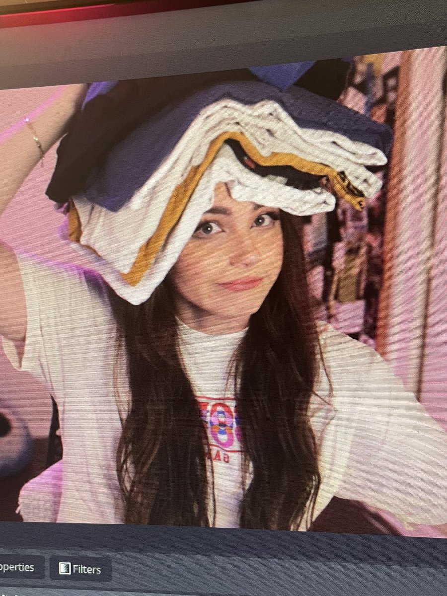 billie tweet media