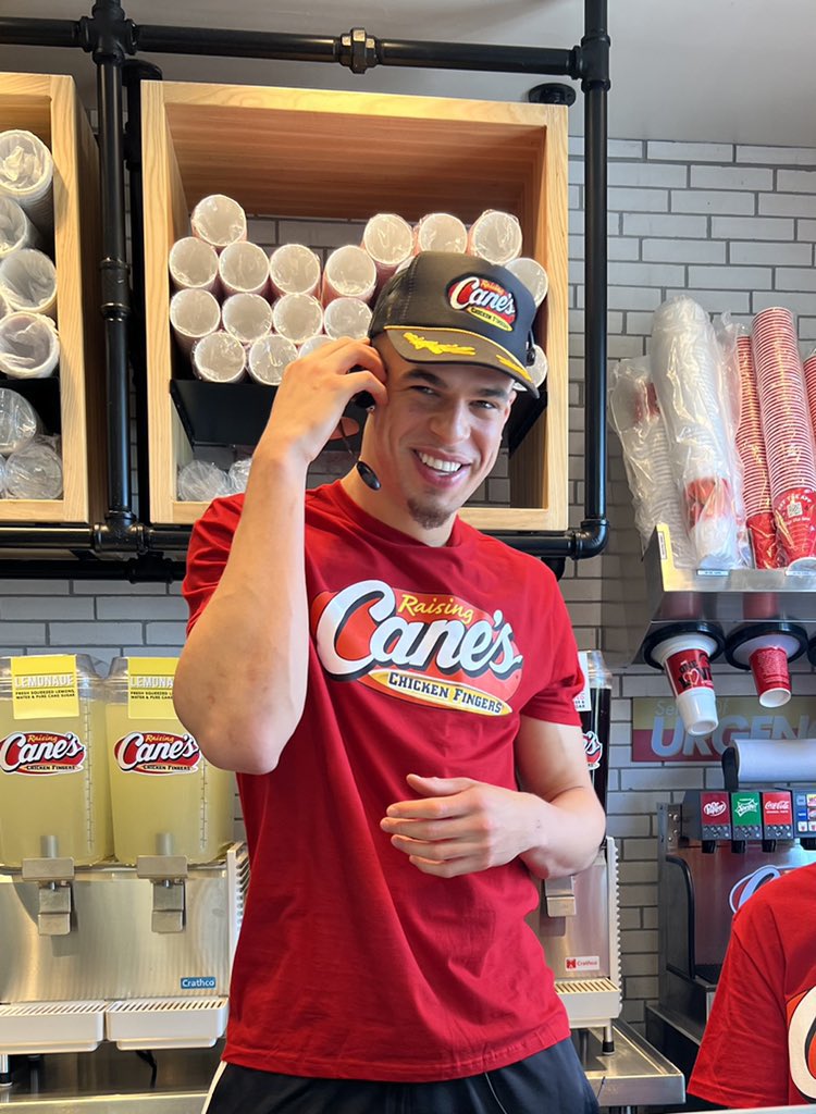 Nuggets Lead tweet media