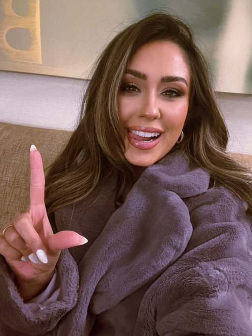 Say it&hellip; what are you? 💟😈💟 https://t.co/dpMLoJj6km<a href="/tag/goddess"class="tags"><span>#goddess</span></a><a href="/tag/femdom"class="tags"><span>#femdom</span></a><a href="/tag/latexleggings"class="tags"><span>#latexleggings</span></a><a href="/tag/find"class="tags"><span>#find</span></a><a href="/tag/findom"class="tags"><span>#findom</span></a>