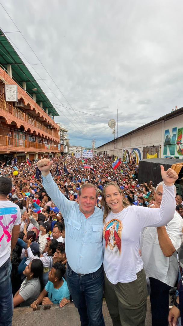 ¡ #JusticierosConEdmundo en Amazonas!

Asistimos a la concentración de <a href="/MariaCorinaYA/">María Corina Machado</a> en Puerto Ayacucho para seguir llevando el mensaje de esperanza y cambio de <a href="/EdmundoGU/">Edmundo González</a>.

Sigamos remando por la victoria electoral del #28Jul.

¡Viva Venezuela Libre! 🇻🇪